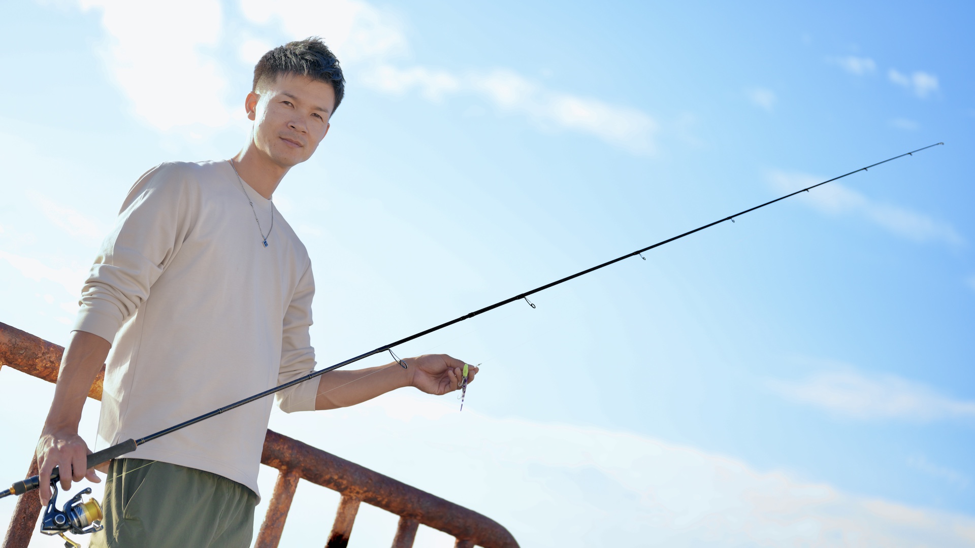 リラックスしたオフの雰囲気